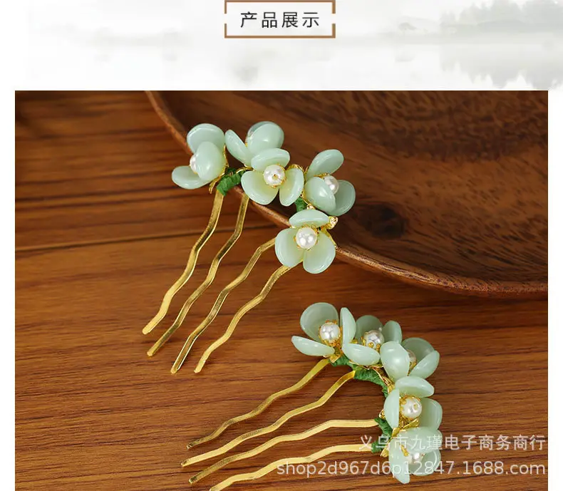 Chinese-Style Lotus Hair Combs with Pearl Flowers — feature 6