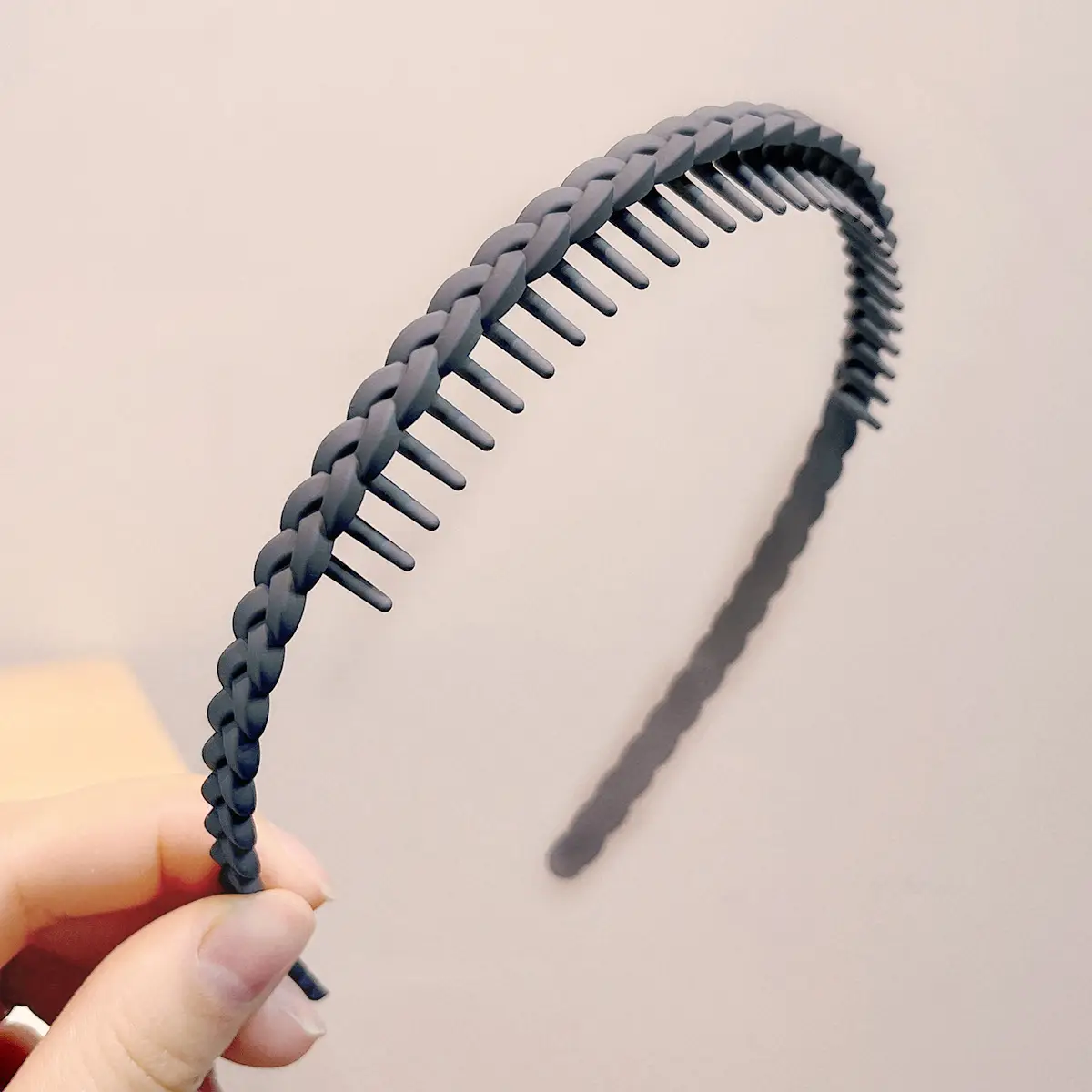 Color Frosted Toothed Hairbands for Women - Image 8
