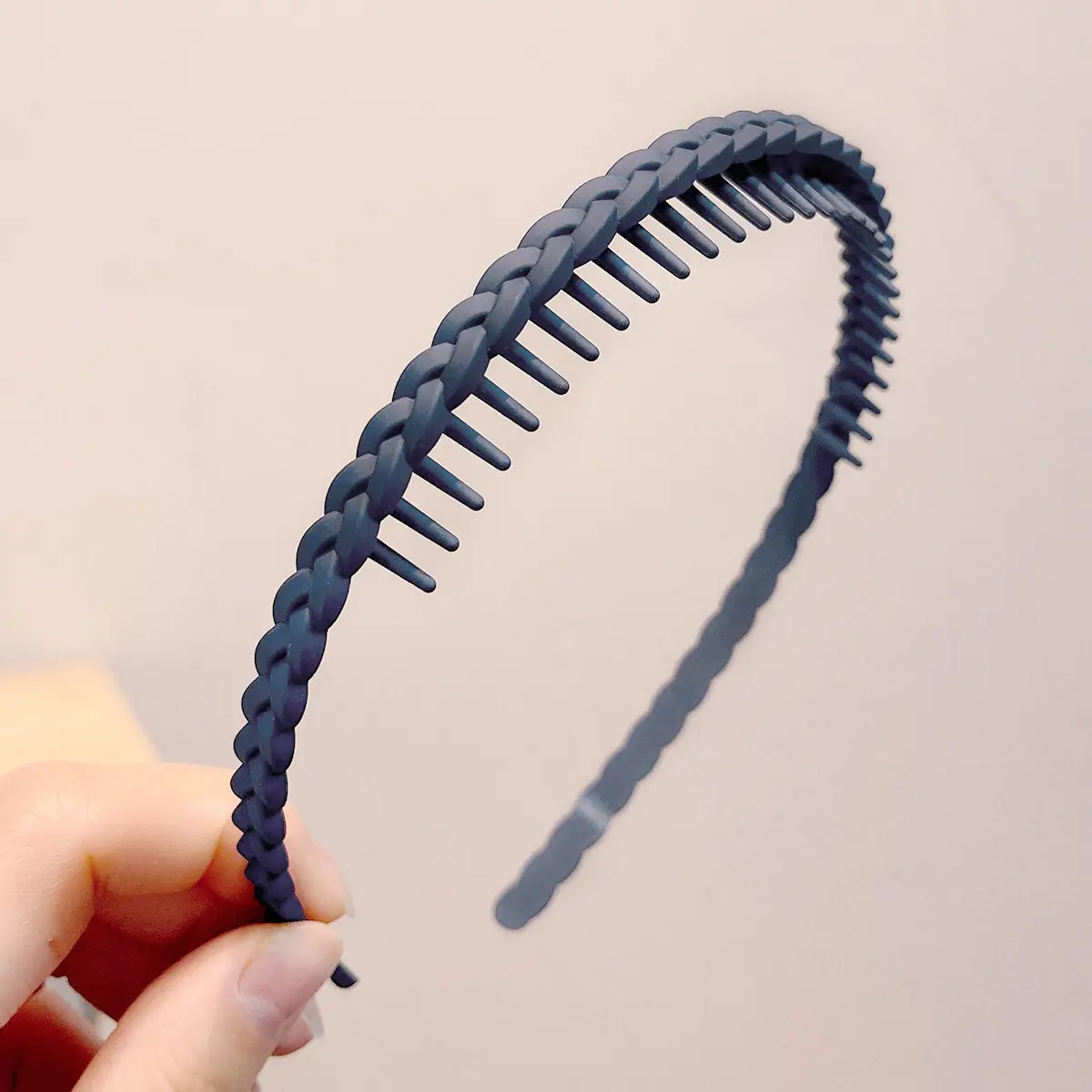 Color Frosted Toothed Hairbands for Women - Image 9