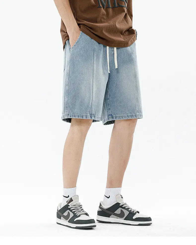 Men's Summer Denim Shorts Black Gradient Stitching Loose Fit — feature 9