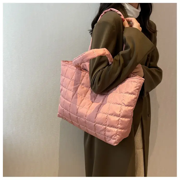 Black Quilted Shoulder Tote Bag for Women 2023 — feature 5