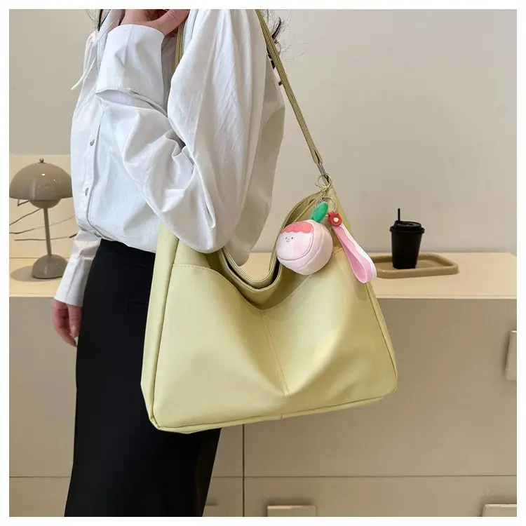 White Pom Pom Shoulder Bag with Long Sleeve Jacket — feature 9