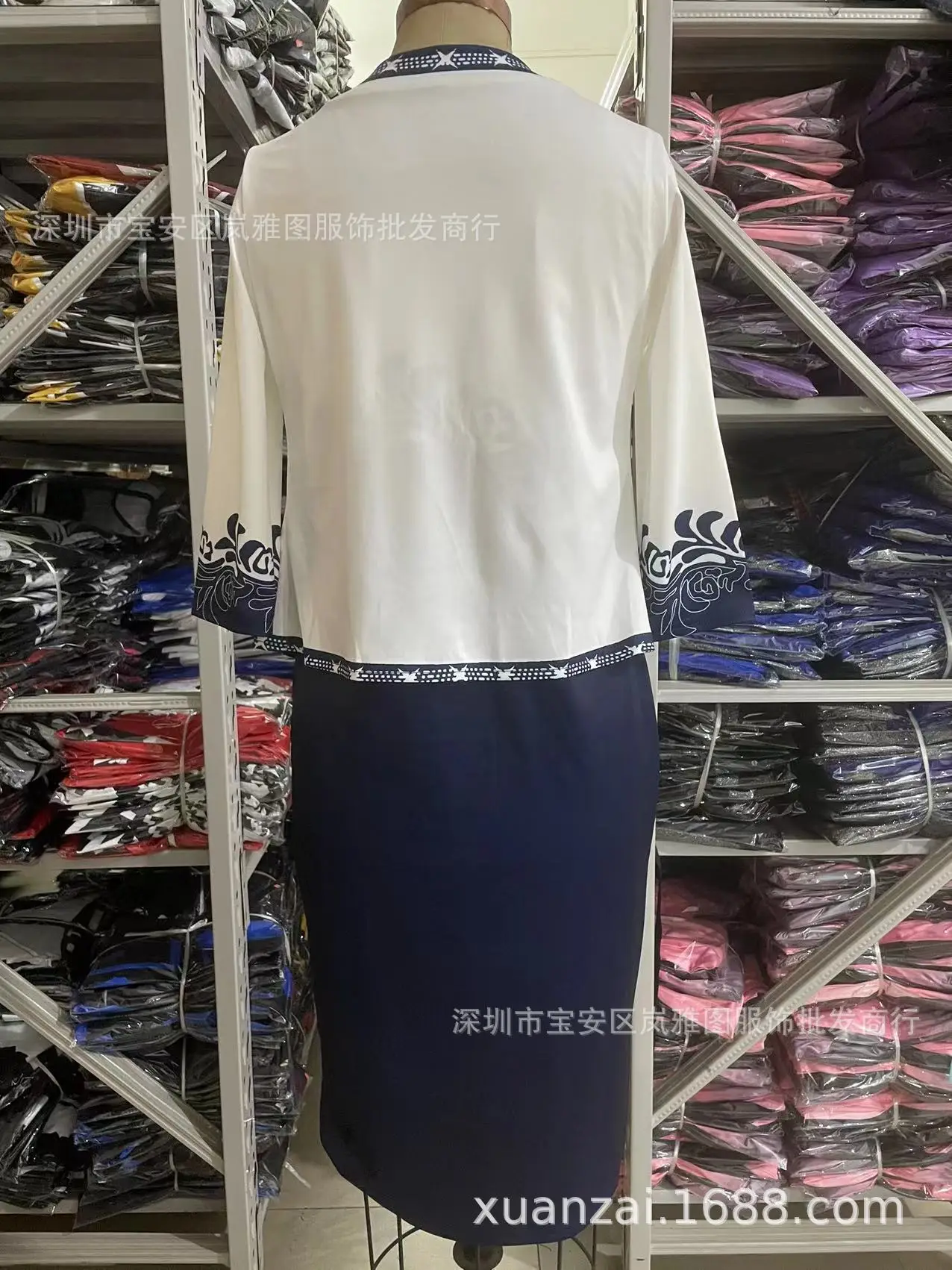 Two-Piece Women's Dress Navy Blue Digital Printed Large — feature 30