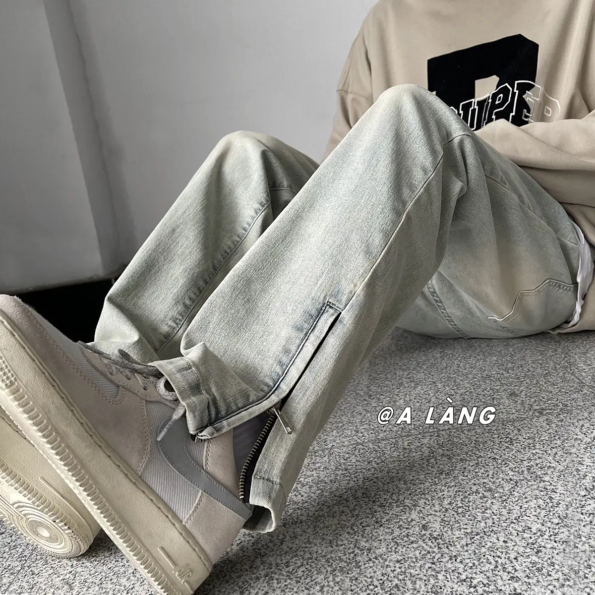 Men Retro Washed Side Zipper Bootcut Pants - Image 5