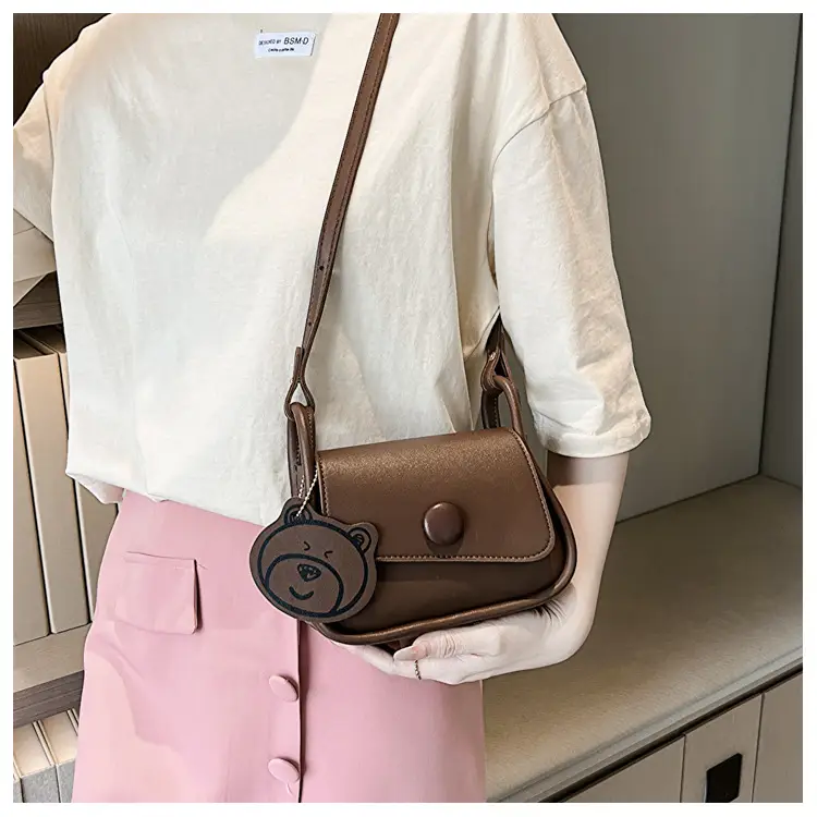 Retro Bear Design Shoulder Crossbody Bag White Brown — feature 10