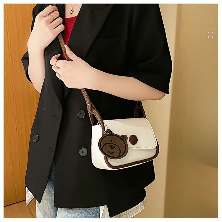 Retro Bear Design Shoulder Crossbody Bag White Brown — feature 16