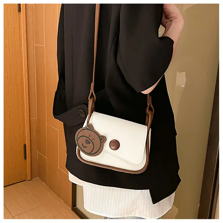 Retro Bear Design Shoulder Crossbody Bag White Brown — feature 18