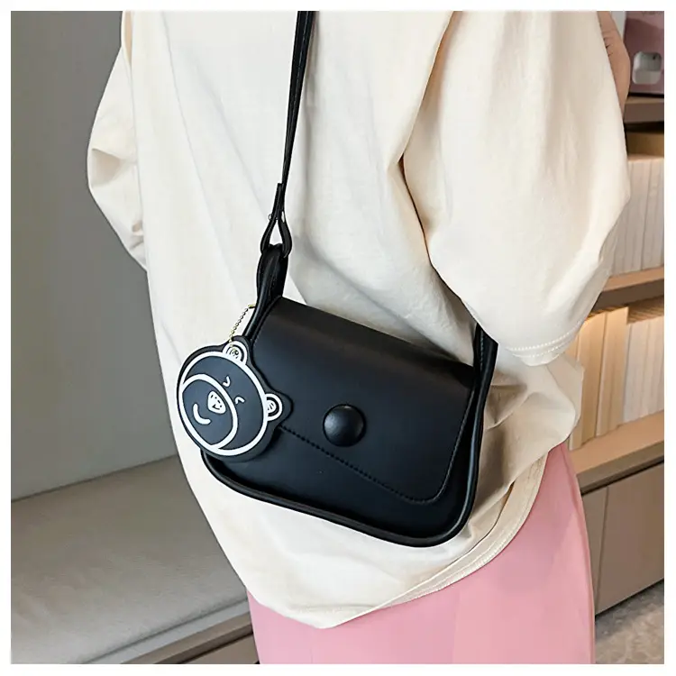 Retro Bear Design Shoulder Crossbody Bag White Brown — feature 7