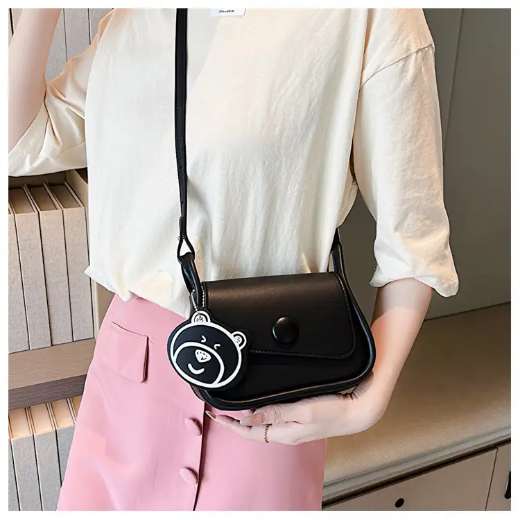 Retro Bear Design Shoulder Crossbody Bag White Brown — feature 9