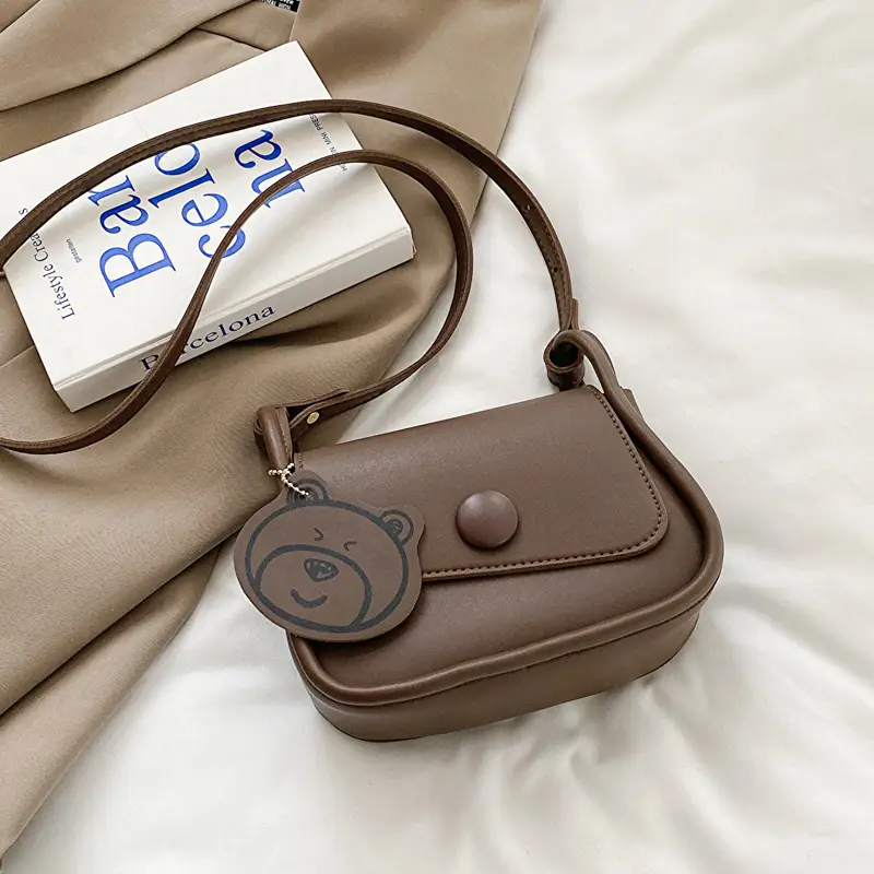 Retro Bear Design Shoulder Crossbody Bag White Brown - Image 4