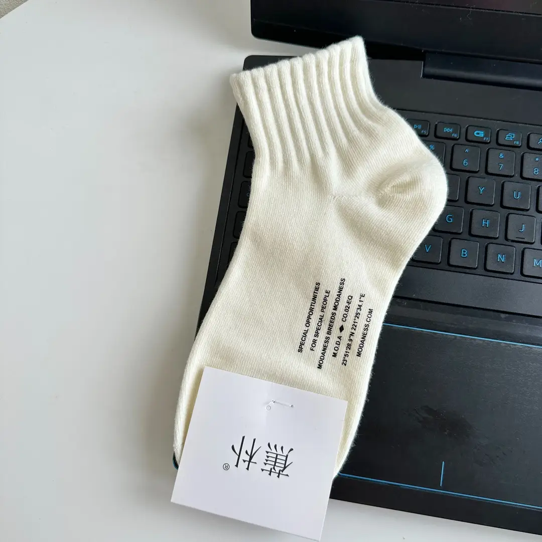 Spring and Summer New Socks for Men, Solid Color Mid-Calf Cotton Socks, Colorful Sports Socks, Basic Casual College Style Breathable Men's Socks