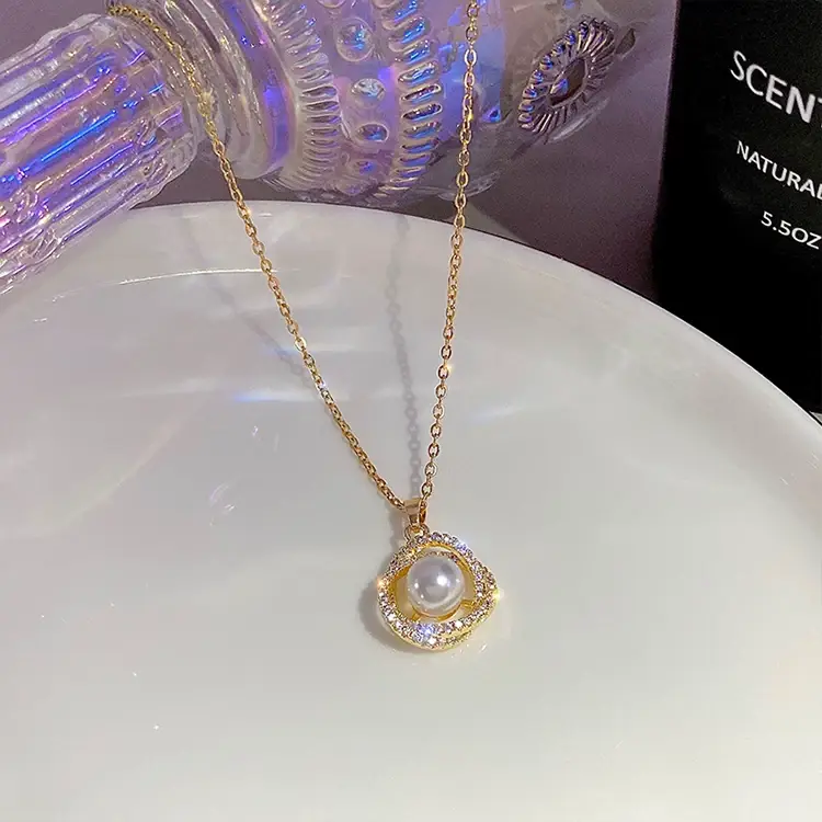 Gold Pearl Pendant Necklace for Women — feature 8