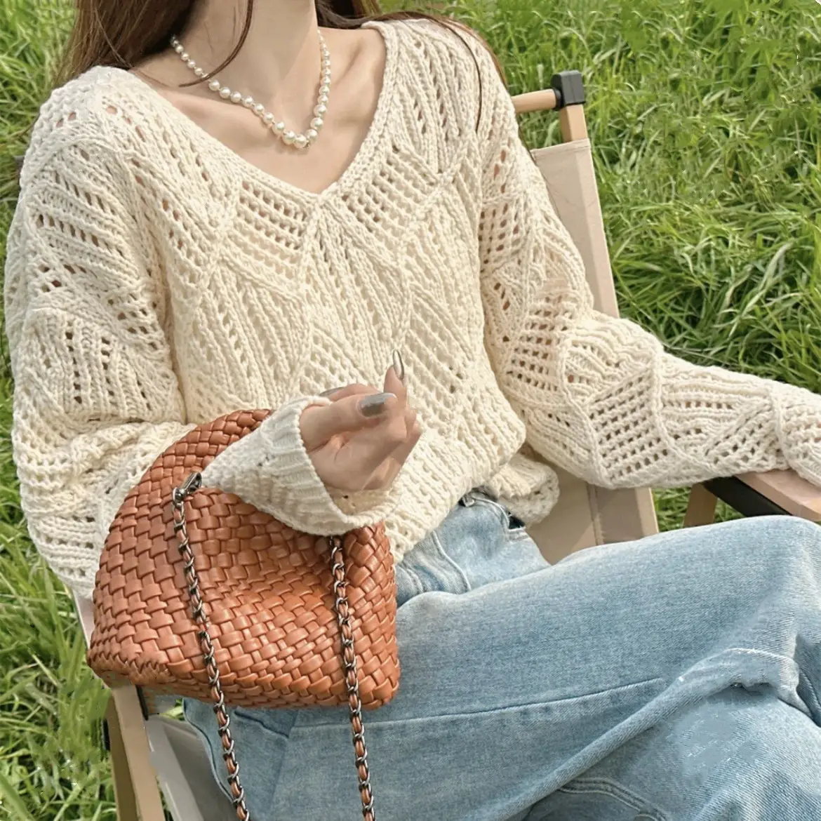 2025 Summer Knitted V-Neck Top for Women — feature 8