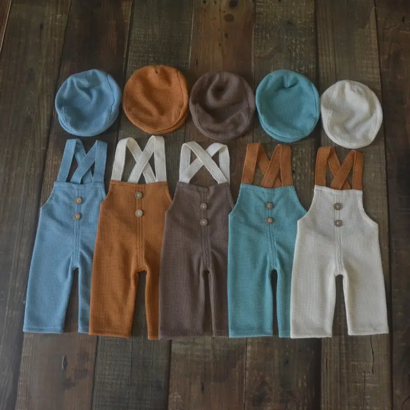 White Cotton Baby Hat & Pants Set for Newborns — feature 18