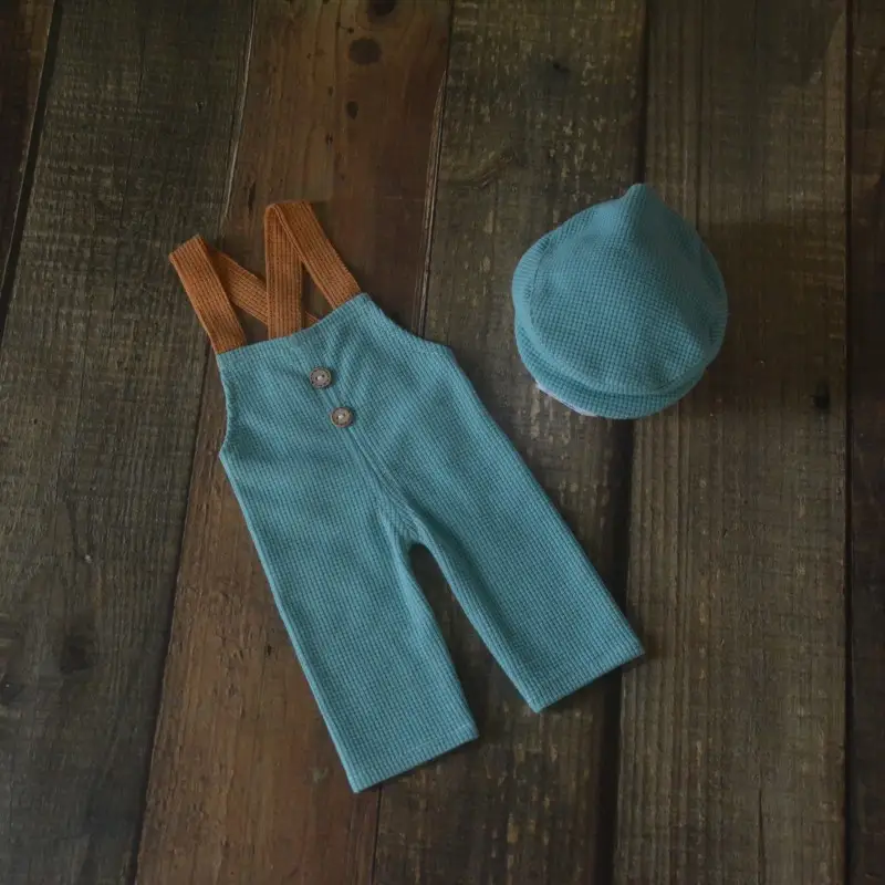 White Cotton Baby Hat & Pants Set for Newborns - Image 2