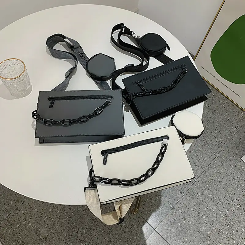 White Chain Strap Shoulder Bag for Women - Image 4
