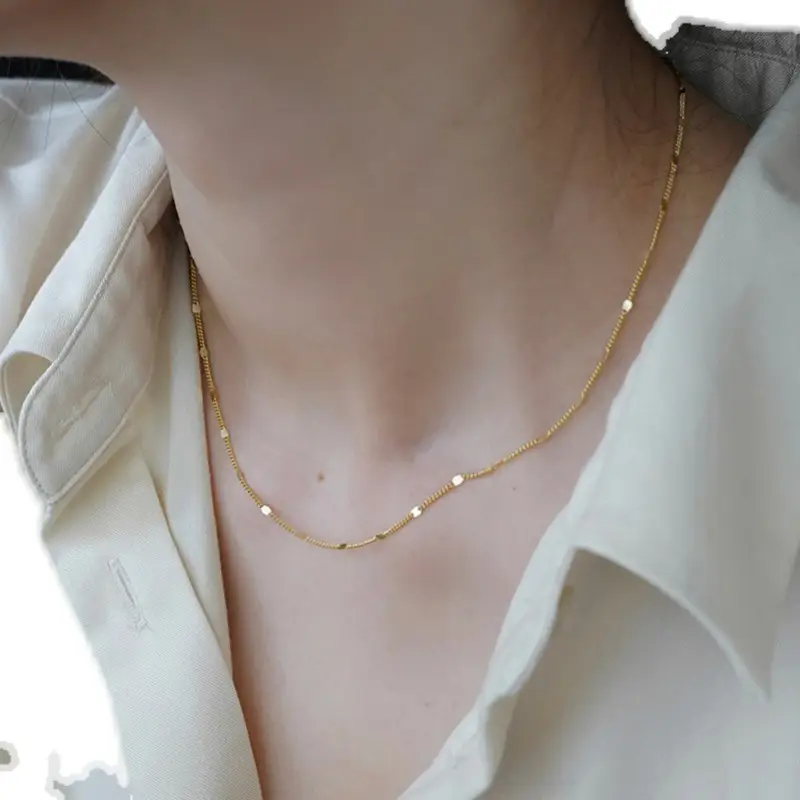 Elegant Golden Fadeless Clavicle Chain for Women