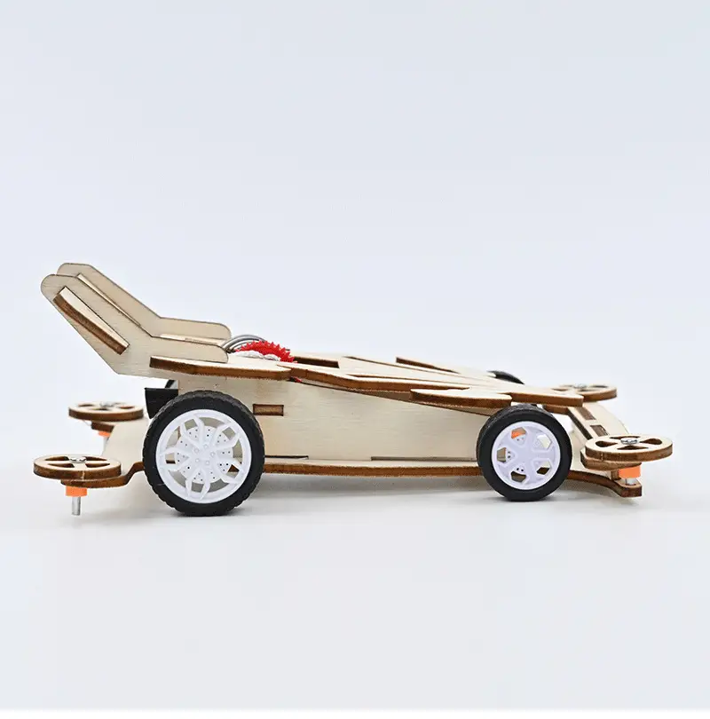 Wooden Pull-Wire Trolley Back Car STEM Toy — feature 8