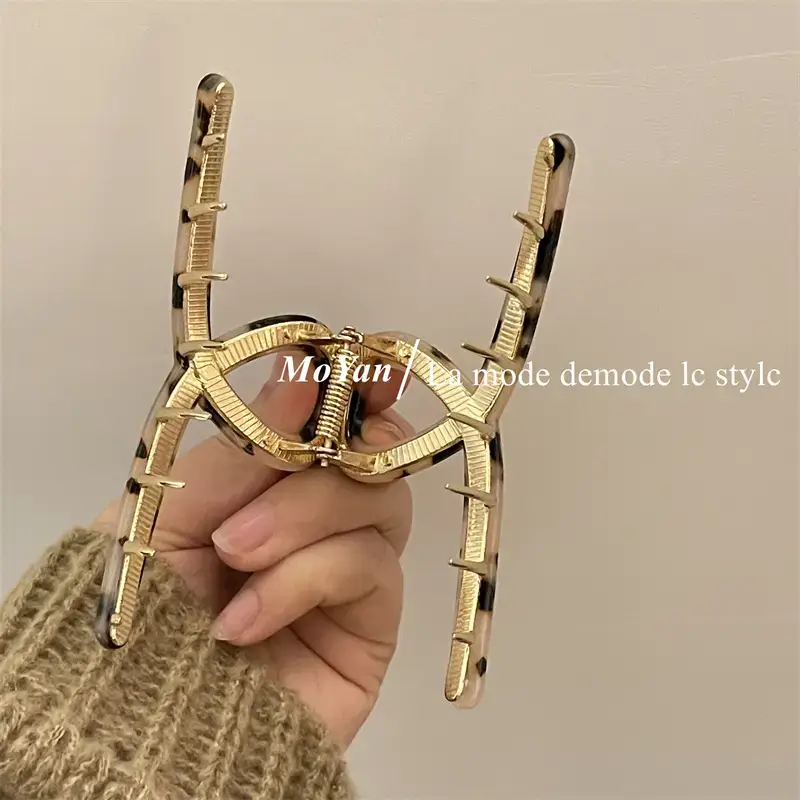 Korean Style Shark Clip for Women's Hair Grab — feature 13
