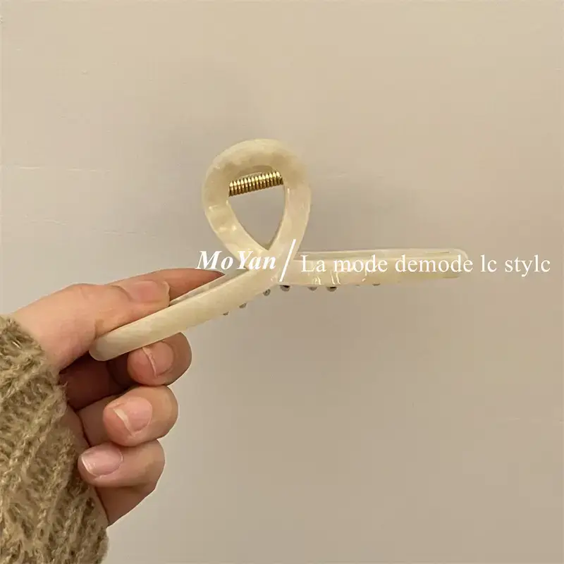 Korean Style Shark Clip for Women's Hair Grab — feature 6