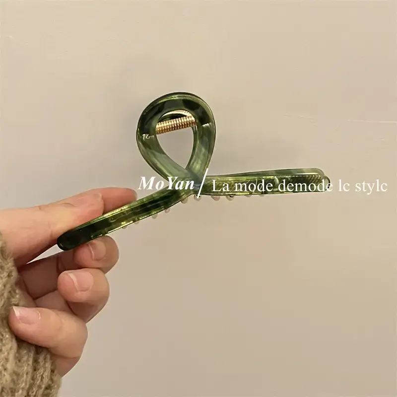 Korean Style Shark Clip for Women's Hair Grab — feature 9