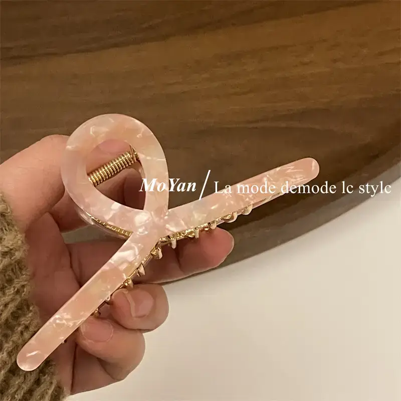 Korean Style Shark Clip for Women's Hair Grab - Image 3