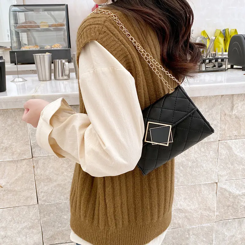Pink Quilted Chain Shoulder Bag for Women - Image 8
