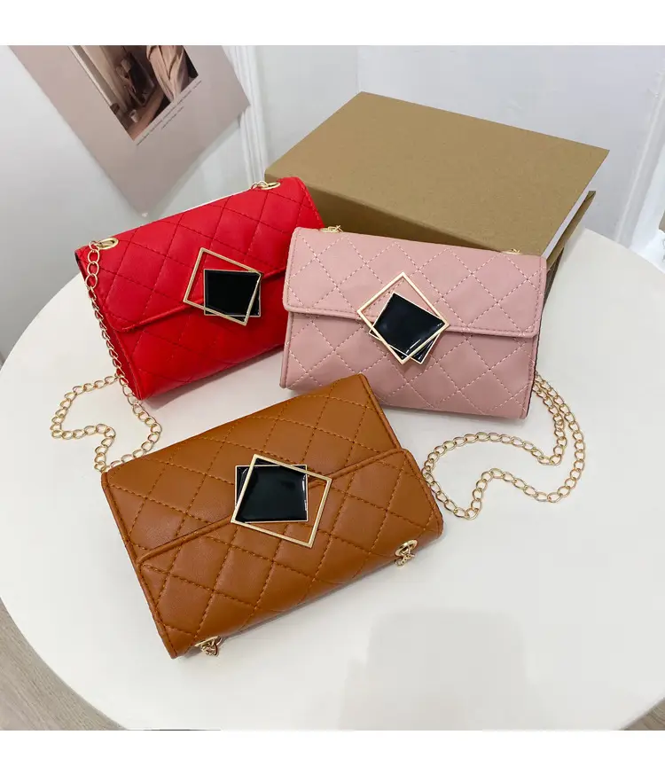 Pink Quilted Chain Shoulder Bag for Women — feature 30