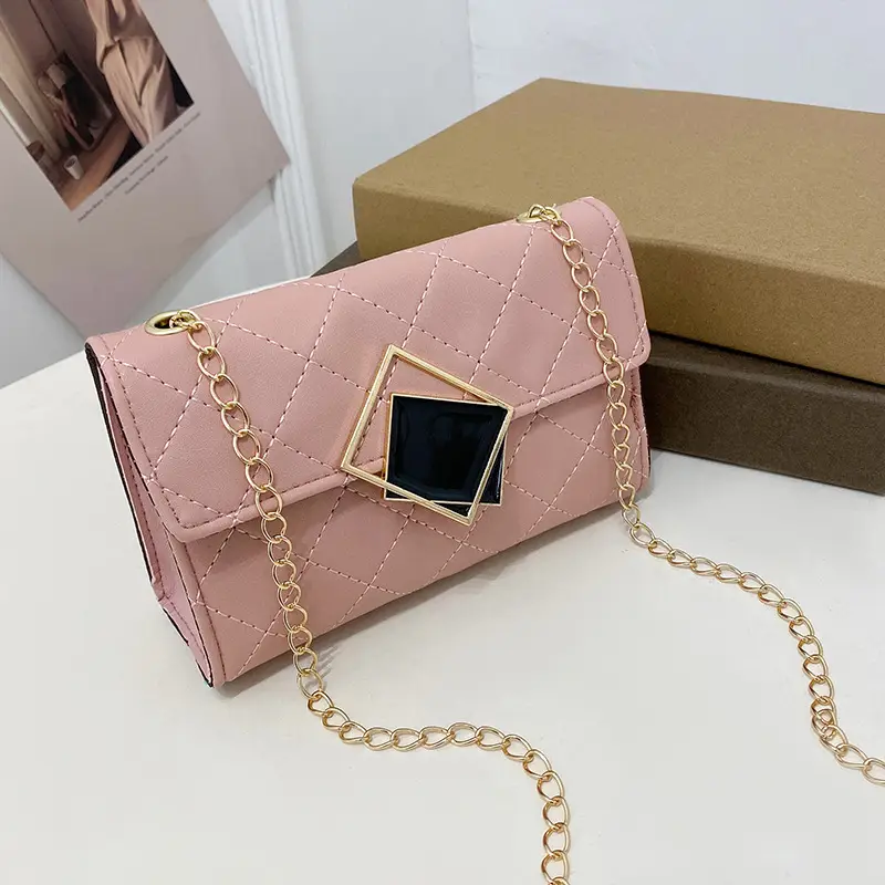 Pink Quilted Chain Shoulder Bag for Women - Image 4