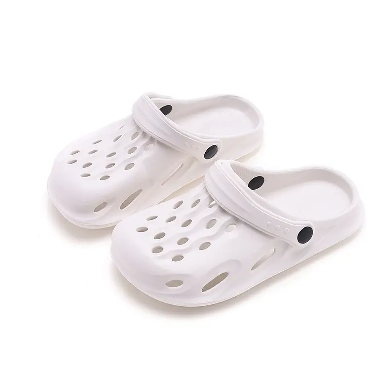 Qida Shun Drifting Clogs 185225215 Letter Style Wholesale for Regular Customers, Essential for the Beach - Image 3