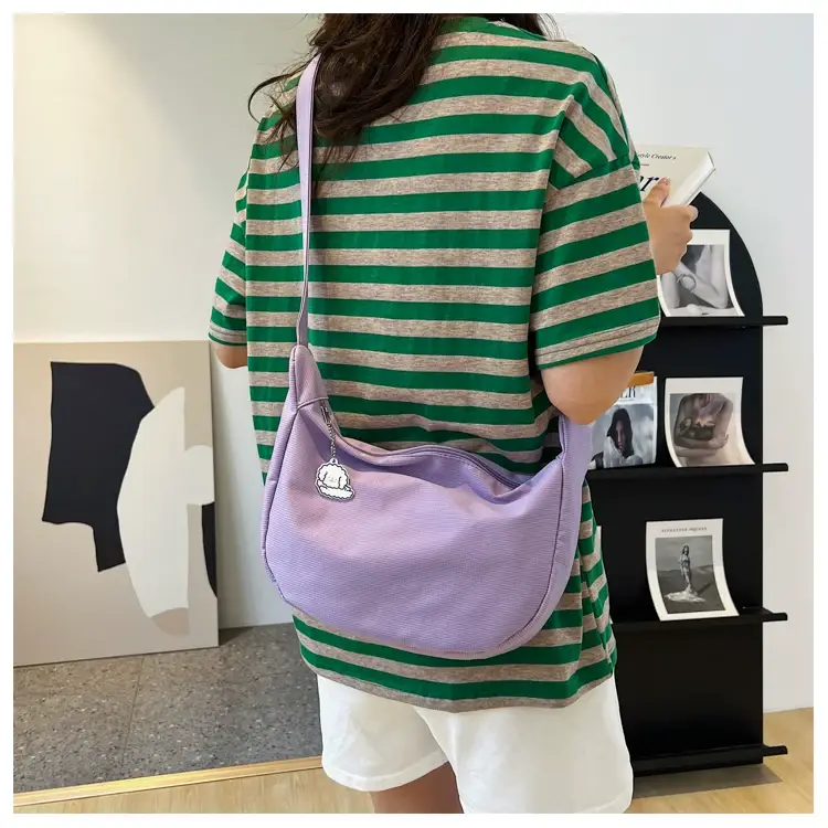 Golden Korean Ins Soft Shoulder Bag with Pearl Button — feature 17