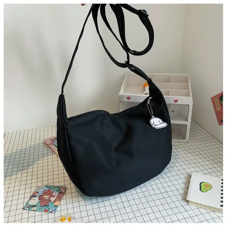 Golden Korean Ins Soft Shoulder Bag with Pearl Button — feature 37