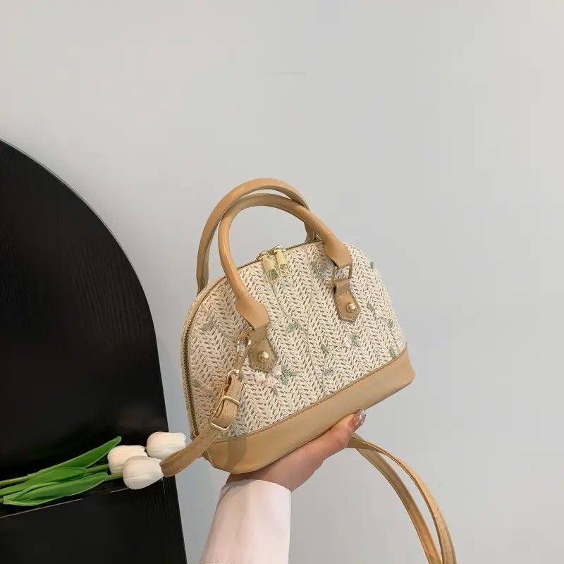 Elegant Woven Straw Handbag for Women Spring Summer - Image 2