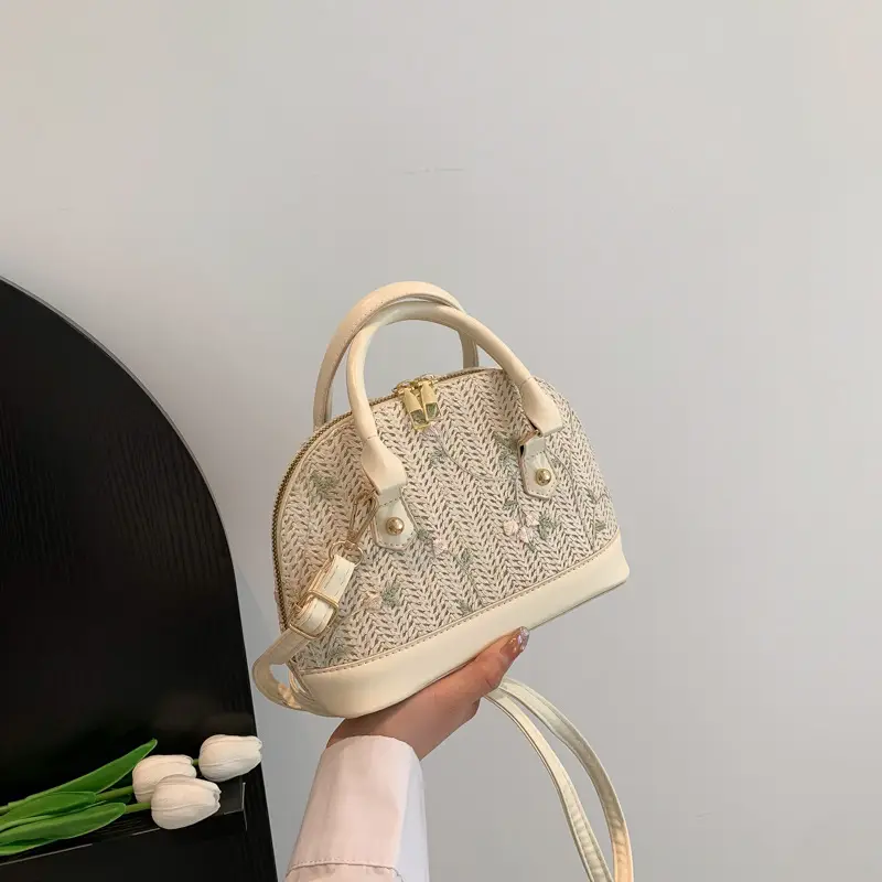 Elegant Woven Straw Handbag for Women Spring Summer - Image 3