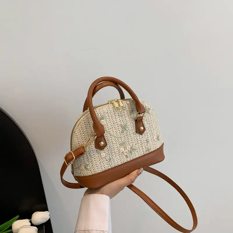Elegant Woven Straw Handbag for Women Spring Summer - Image 4