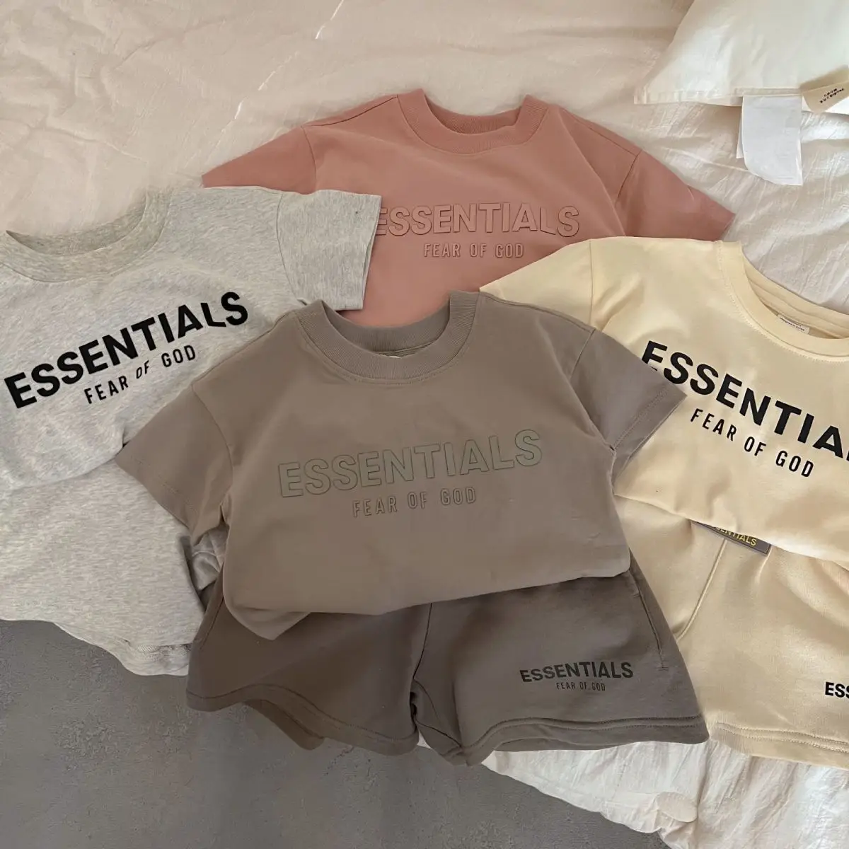 Boy's Letter Print Shorts Set Cream — feature 3