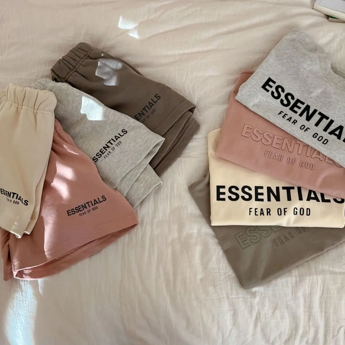 Boy's Letter Print Shorts Set Cream — feature 5