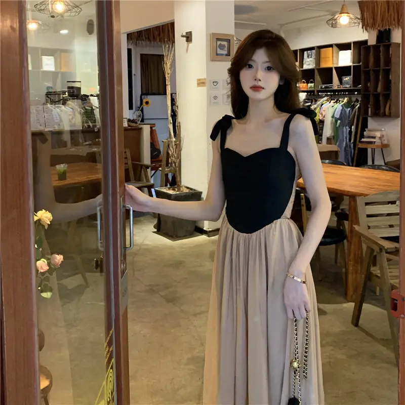 French Retro Sling Dress Women Summer Black Top Beige Skirt — feature 1