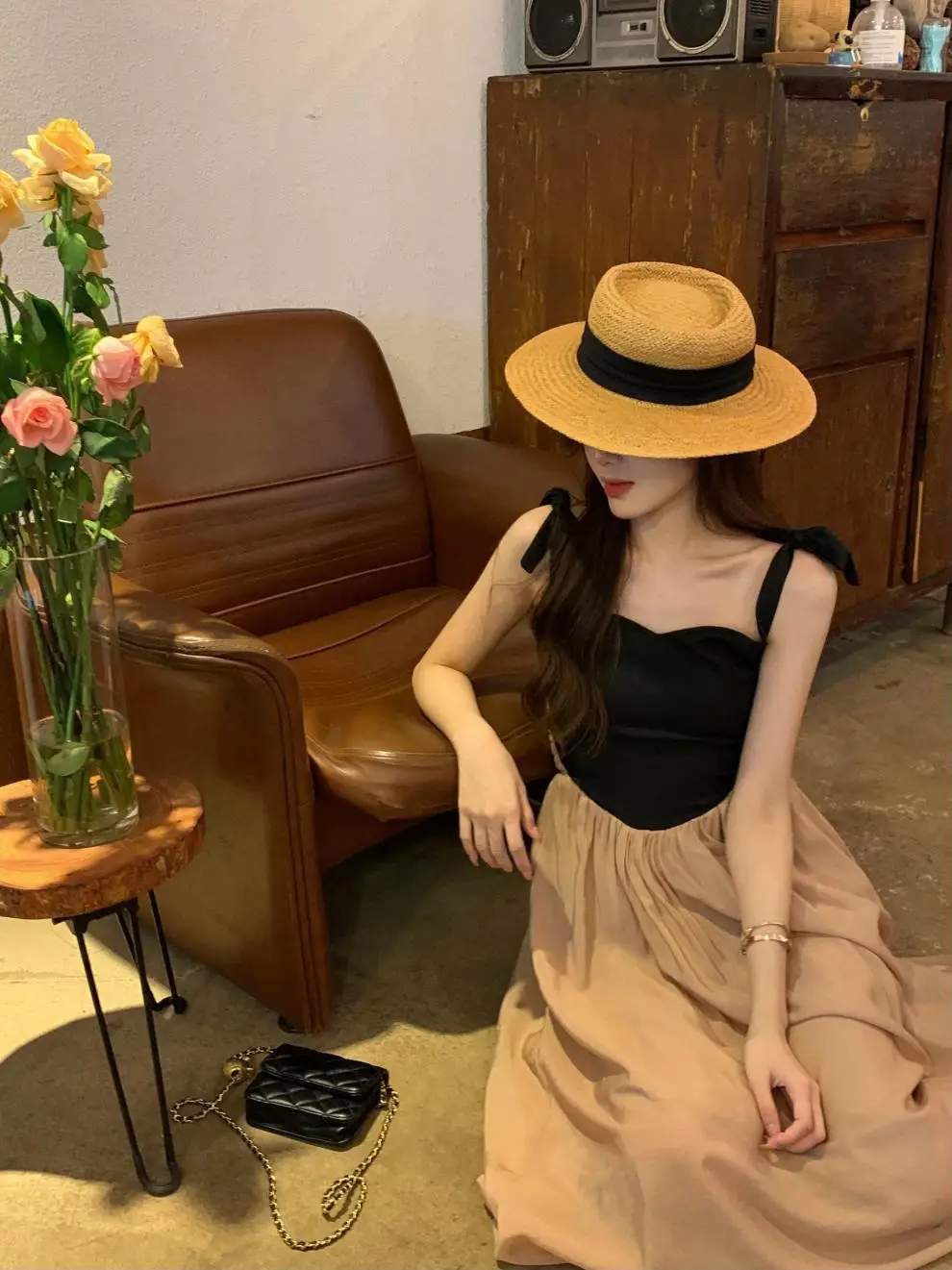 French Retro Sling Dress Women Summer Black Top Beige Skirt — feature 11