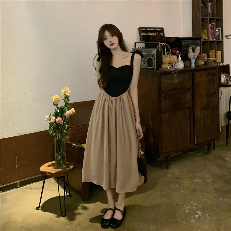 French Retro Sling Dress Women Summer Black Top Beige Skirt — feature 8