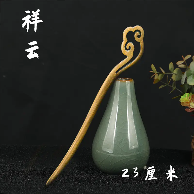 Vintage Green Sandalwood Hairpin with Wooden Handle — feature 2