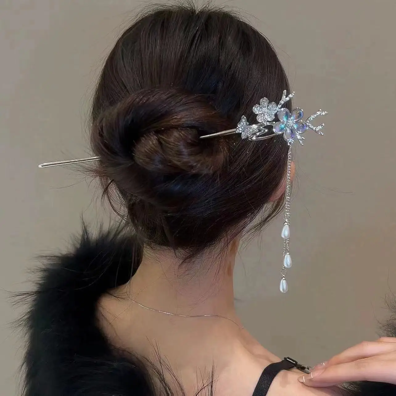 Antique Flower Tassel Hairpin for Women