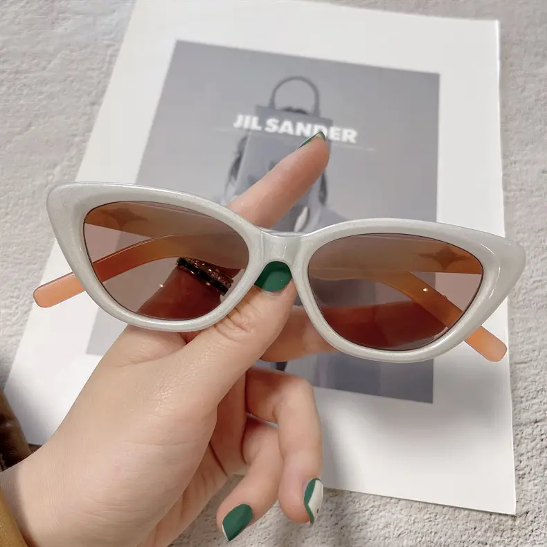 European Cat's Eye Sunglasses for Women Men 2023