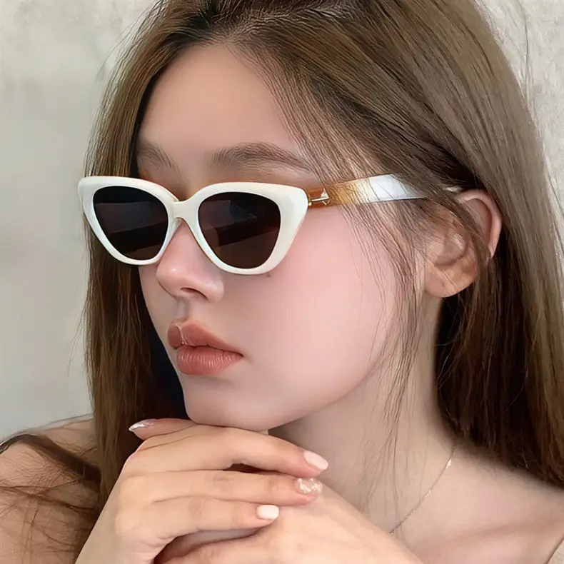 European Cat's Eye Sunglasses for Women Men 2023 — feature 7
