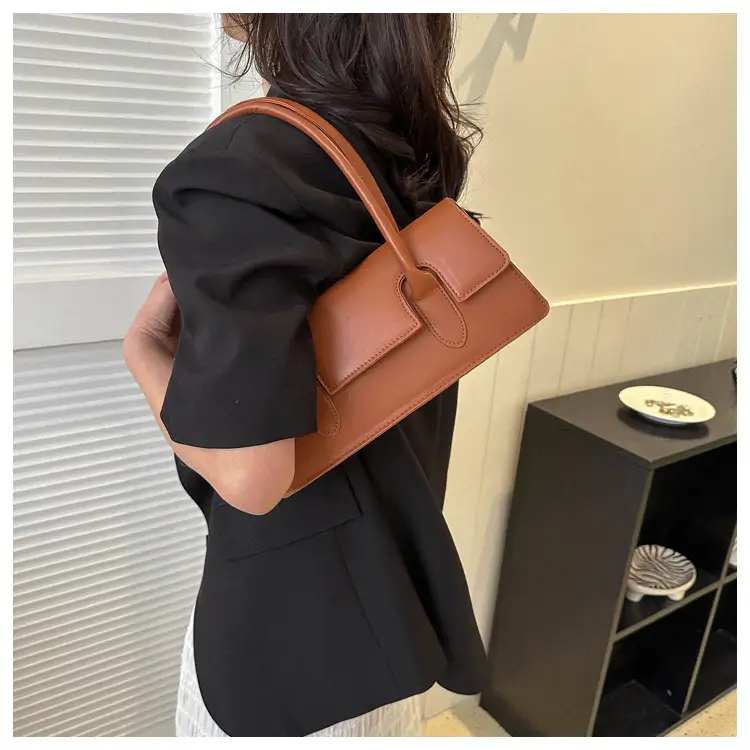 Black French Lady Shoulder Bag 2023 Spring Summer — feature 16