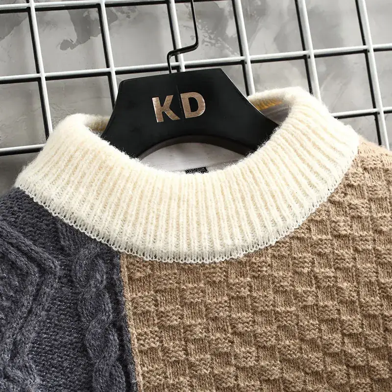 Men's Cross-Color Turtleneck Sweater Large