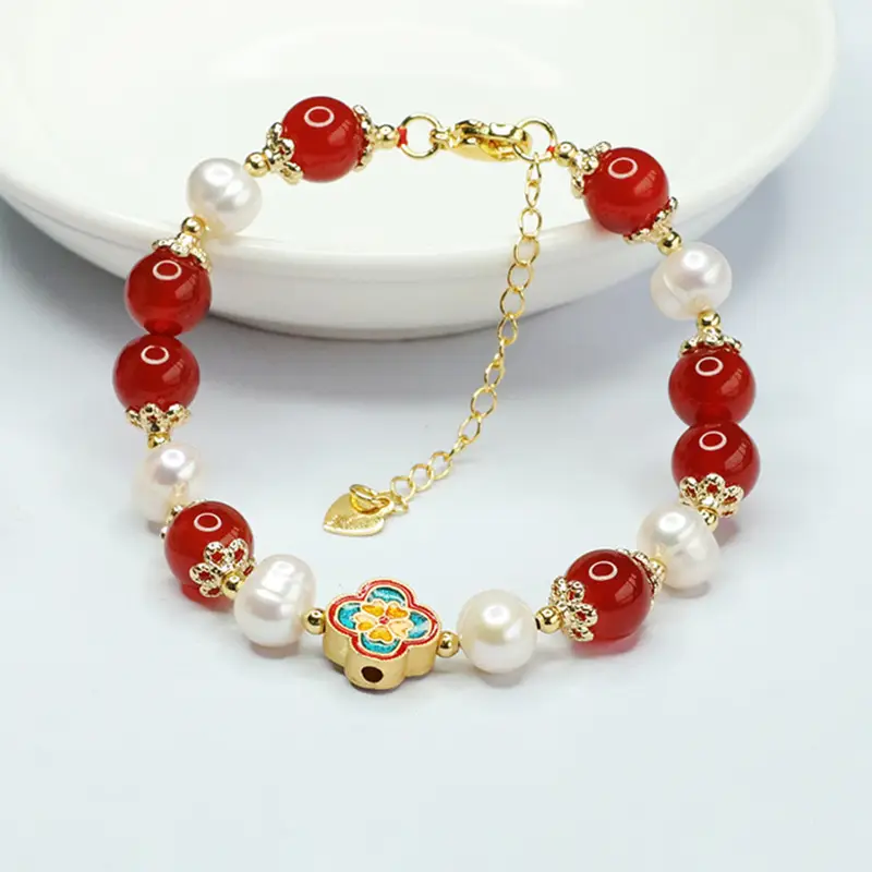Red Pearl & Four Leaf Clover Bracelet for Women — feature 7