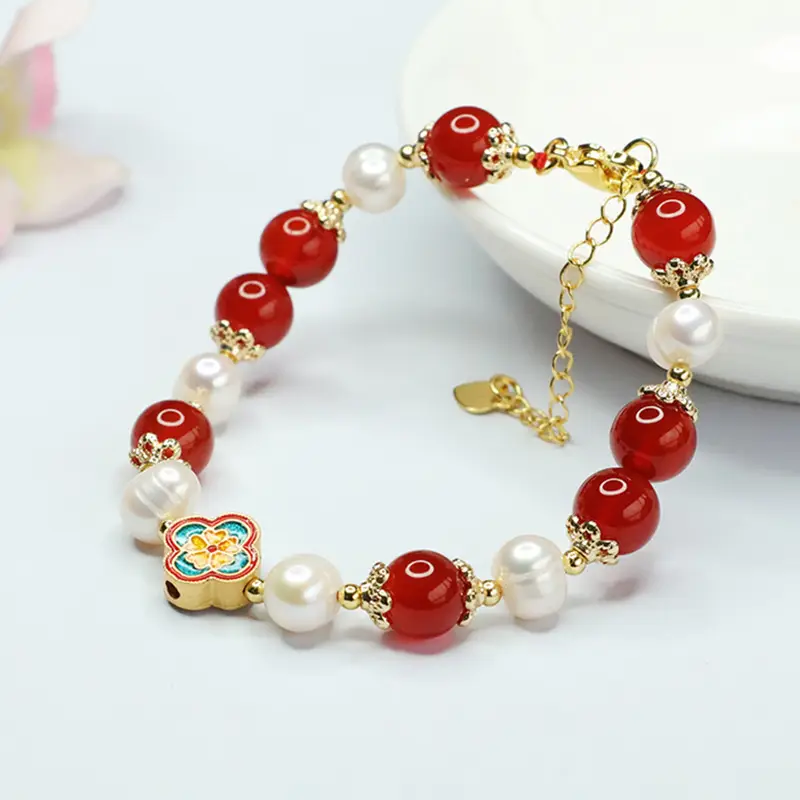 Red Pearl & Four Leaf Clover Bracelet for Women — feature 8