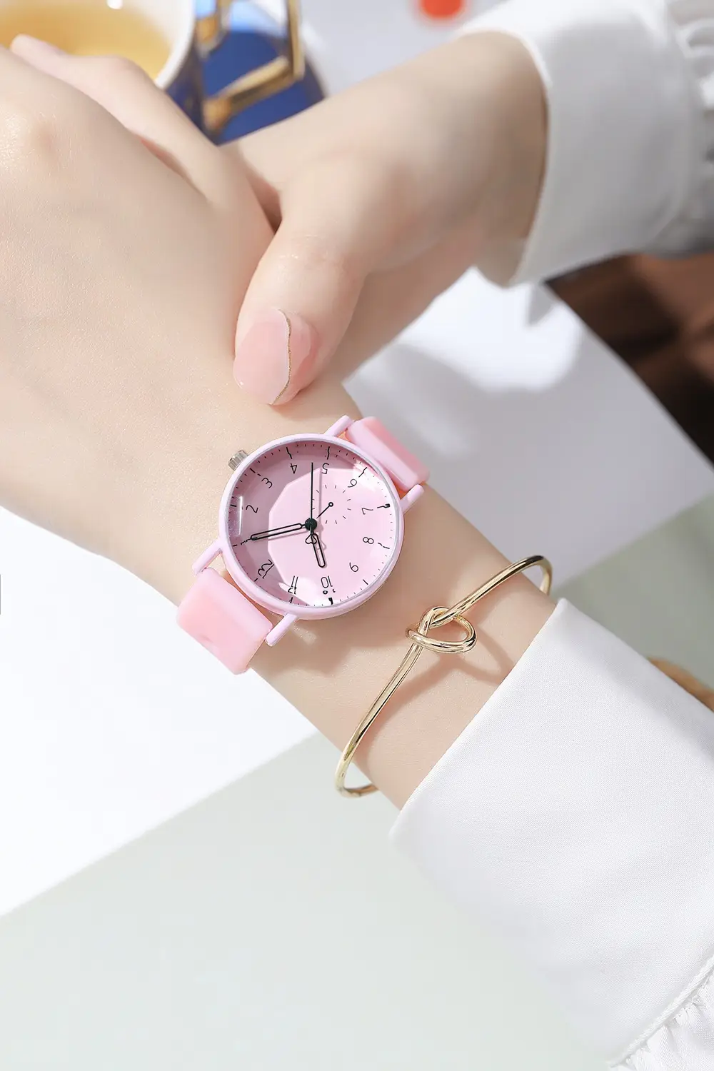 Pink Silicone Student Watch for Women — feature 9