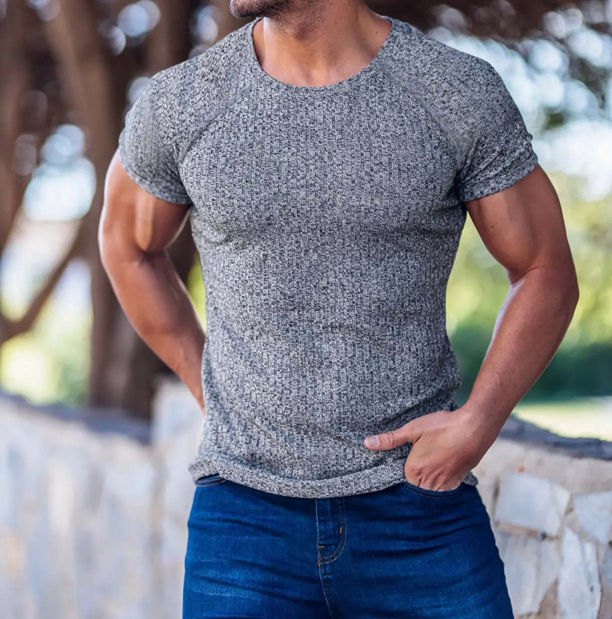 Men Black Ribbed T-Shirt Vertical Round Neck Short Sleeve — feature 5